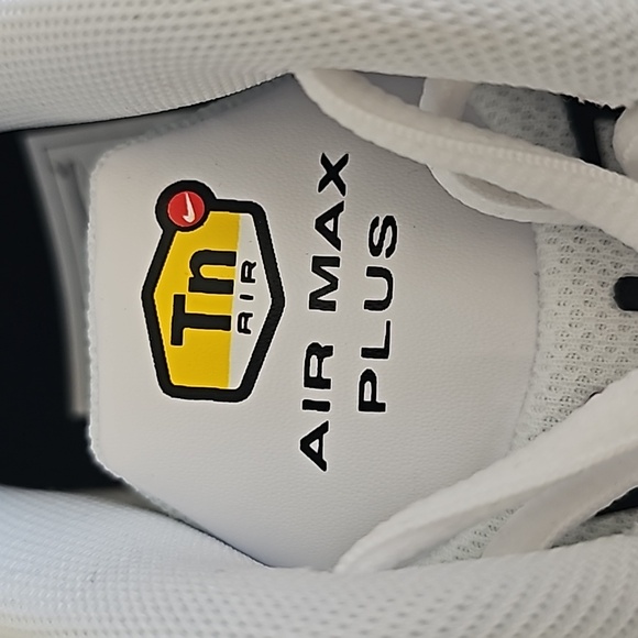Nike Airmax Plus 3 GS Runners - Picture 6 of 6